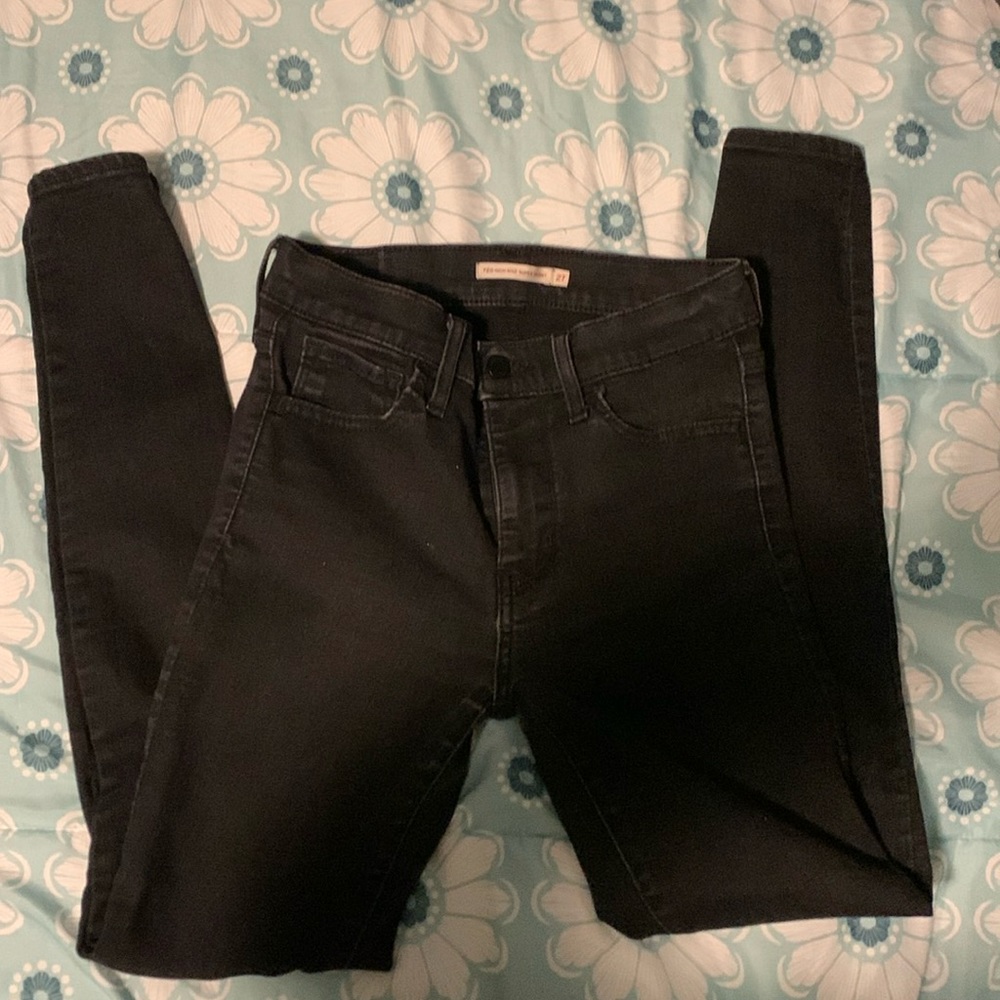 Levi’s high rise super skinny black jeans